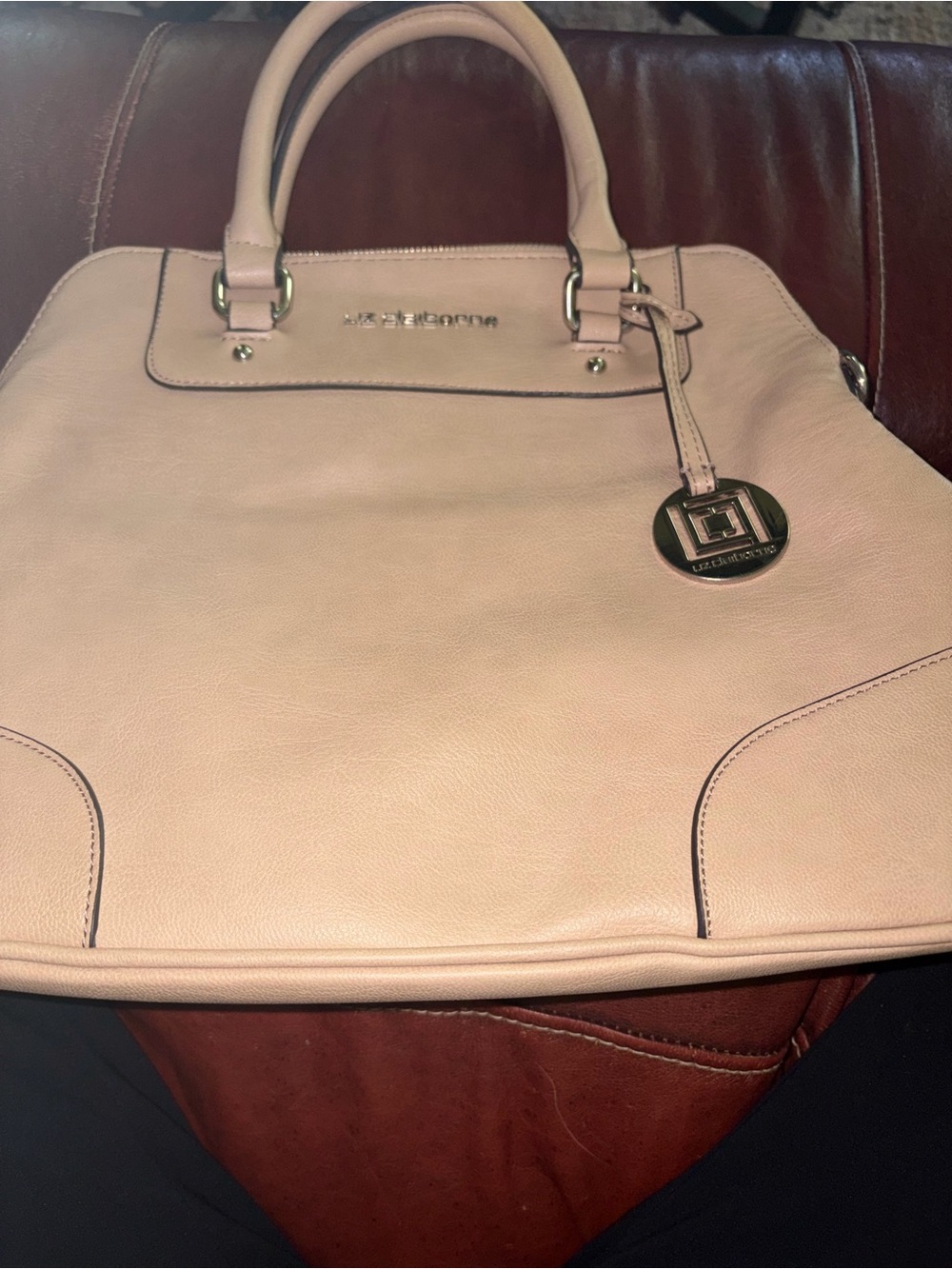 Liz Claiborne Lillian Dome satchel! Great Condition!